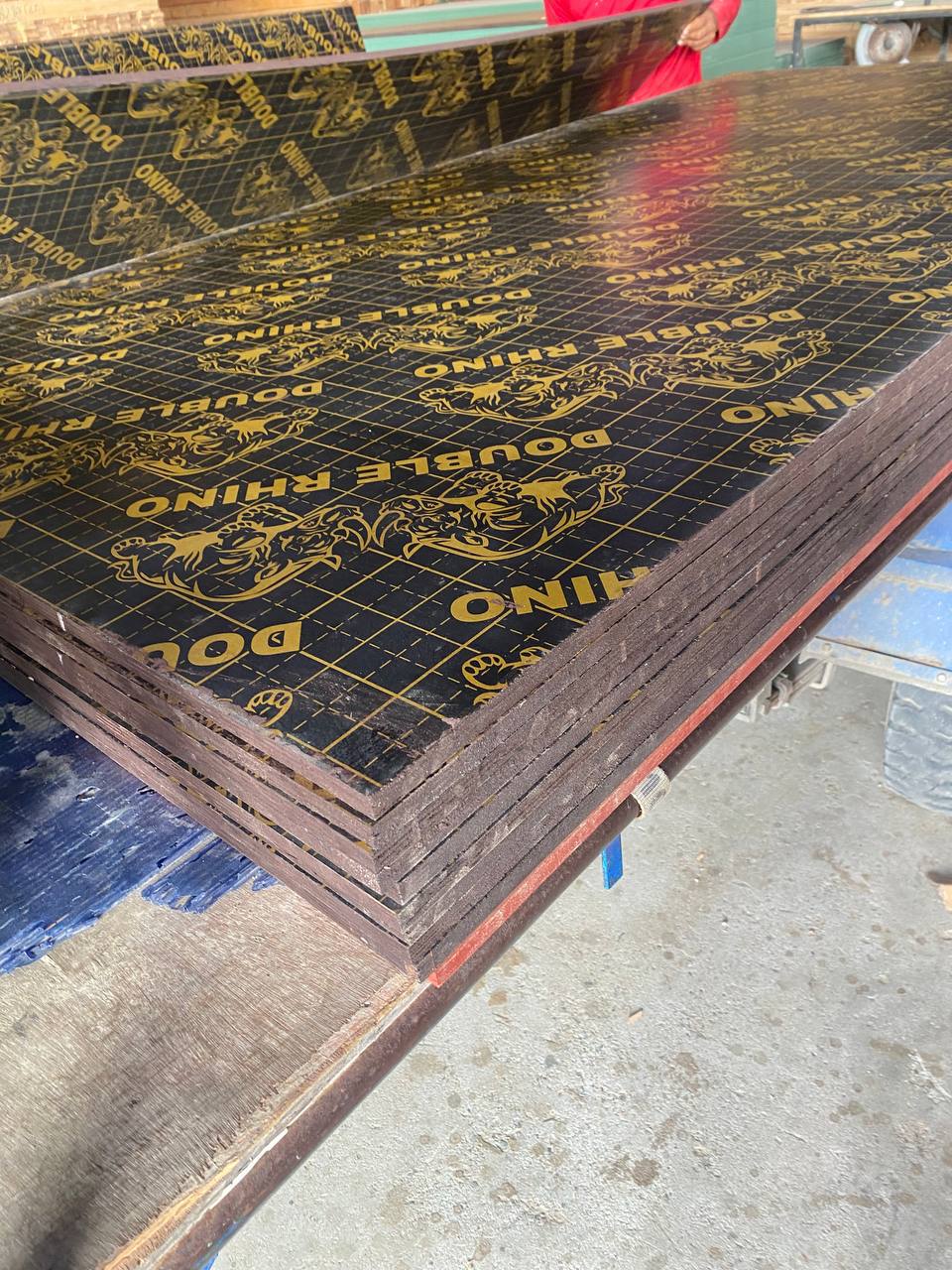 18L RHINOTWO ​ រមាស ពុម្ព